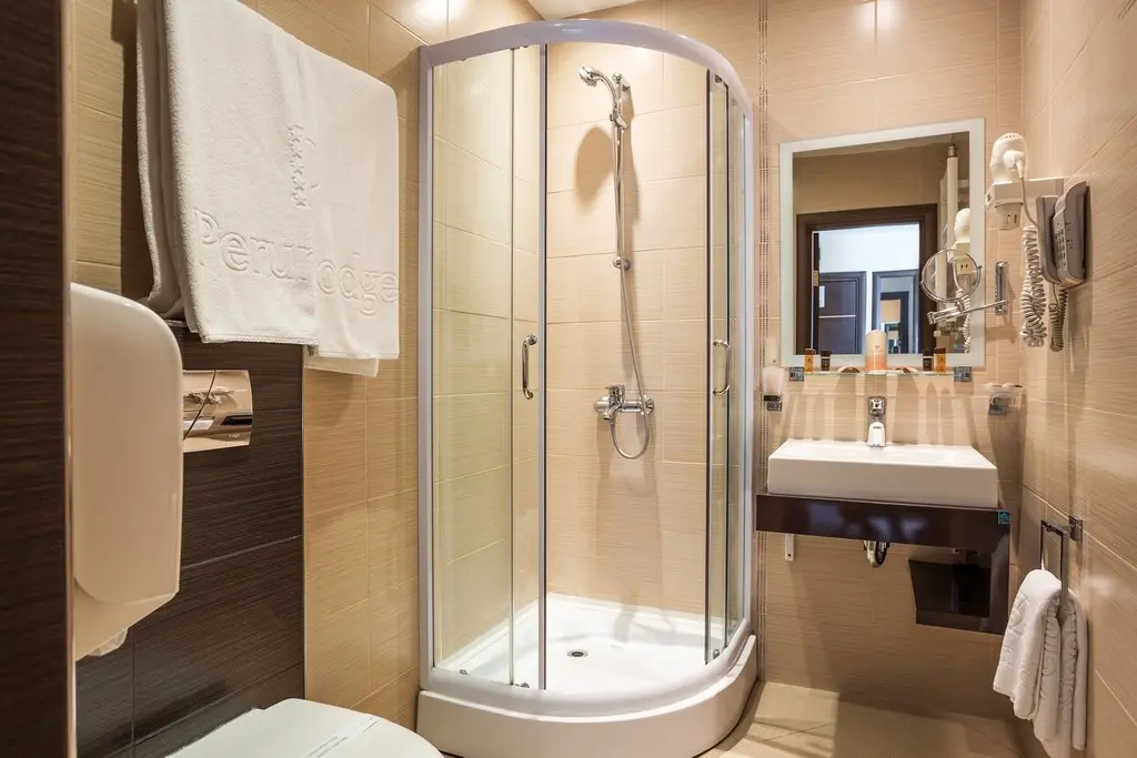 Perunika — PERUN LODGE