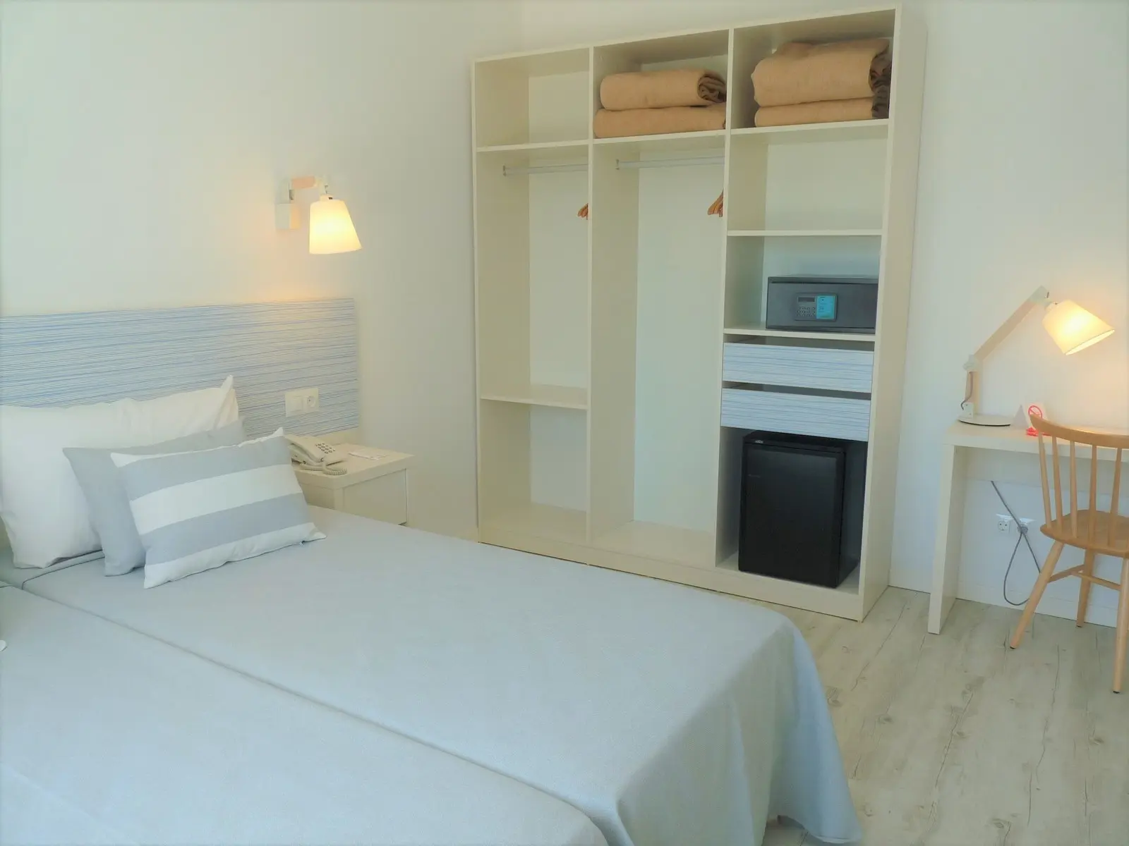 Pineda Splash — PINEDA SPLASH