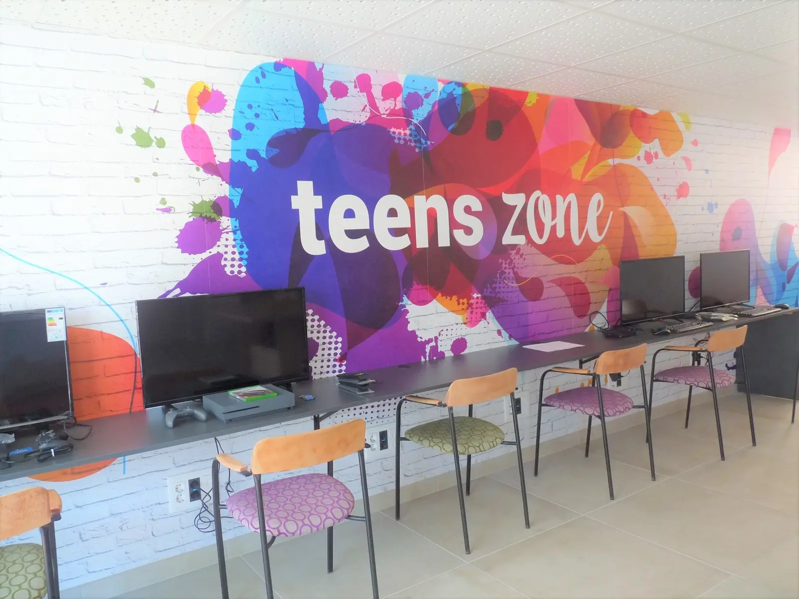 Pineda Splash — PINEDA SPLASH