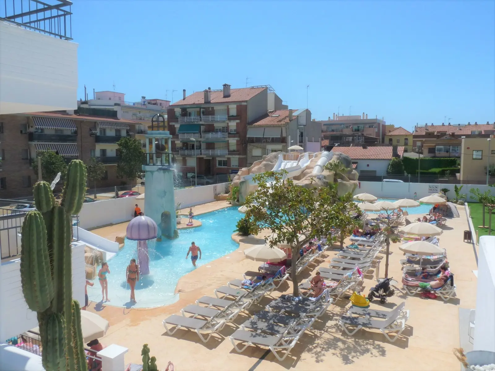 Pineda Splash — PINEDA SPLASH