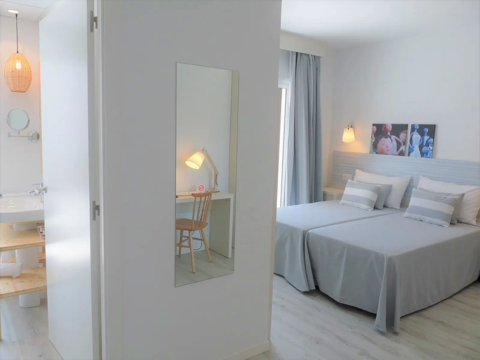 Pineda Splash — PINEDA SPLASH