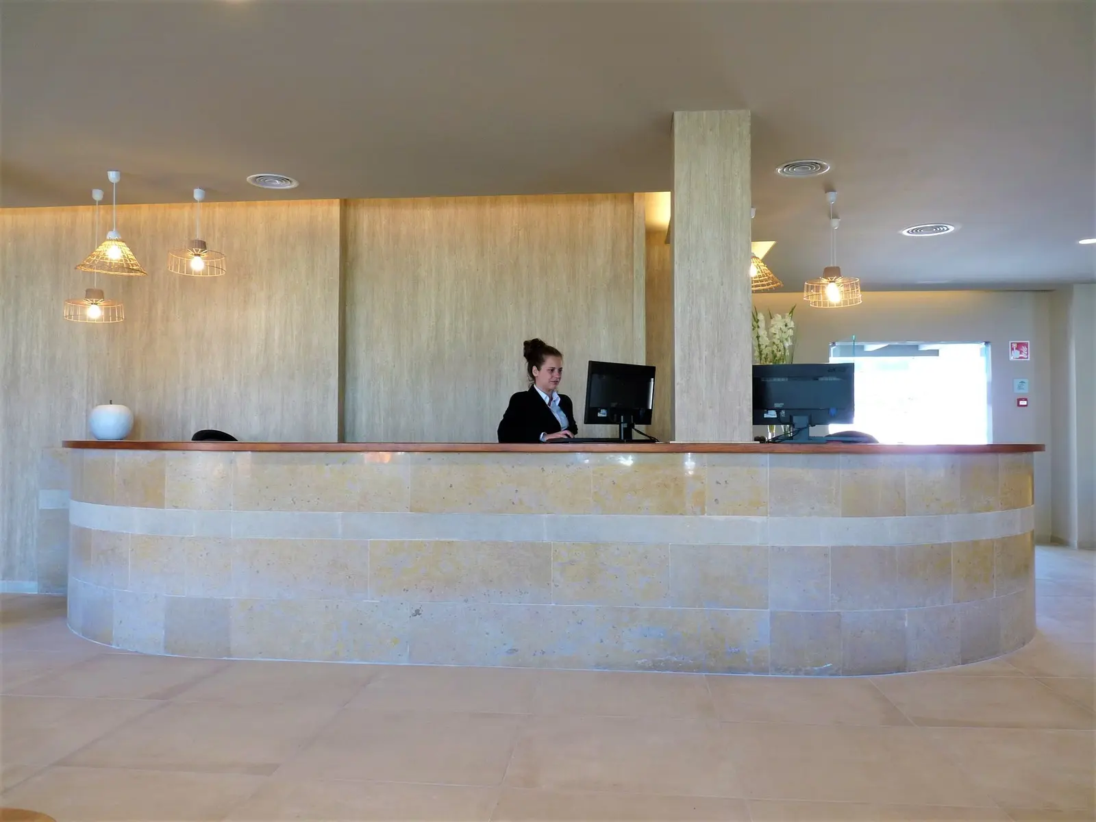 Pineda Splash — PINEDA SPLASH