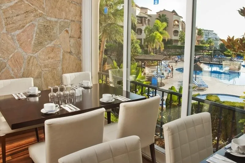 Hotel Ramada Hotel & Suites by Wyndham Costa del Sol (ex. Select Marina Park)