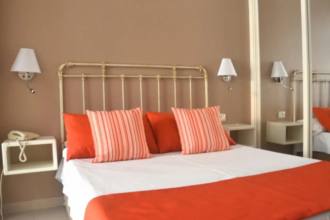 Rf Astoria — RF ASTORIA