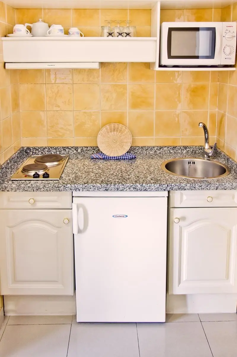 Rf Astoria — RF ASTORIA