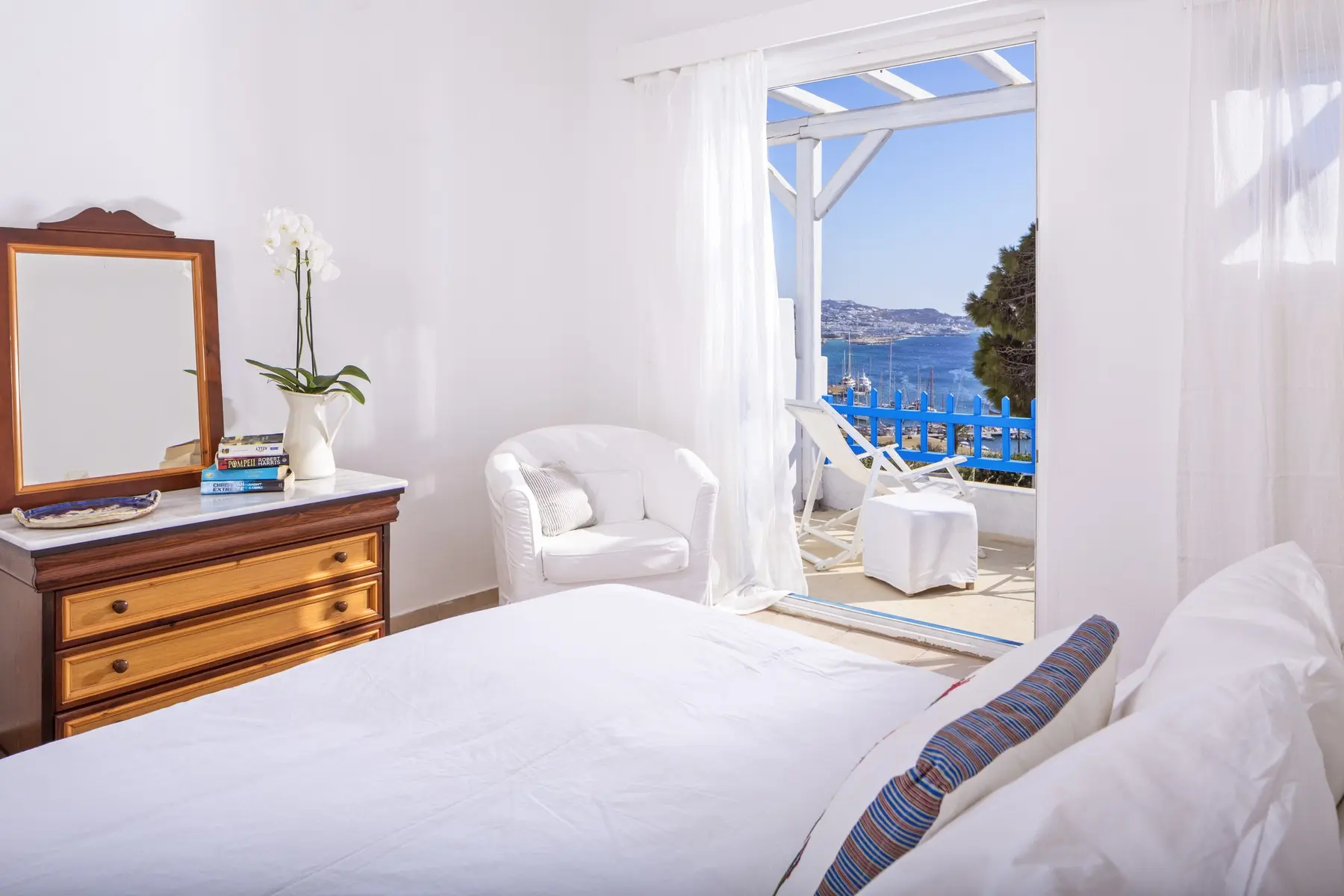 Rhenia Mykonos Hotel and Bungalows — RHENIA MYKONOS HOTEL AND BUNGALOWS