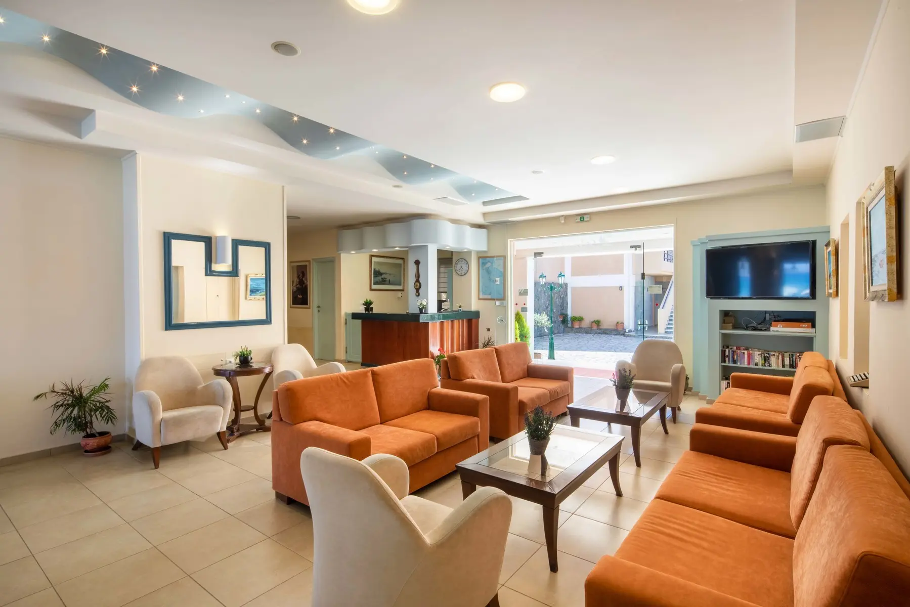 Rossis Hotel — ROSSIS HOTEL