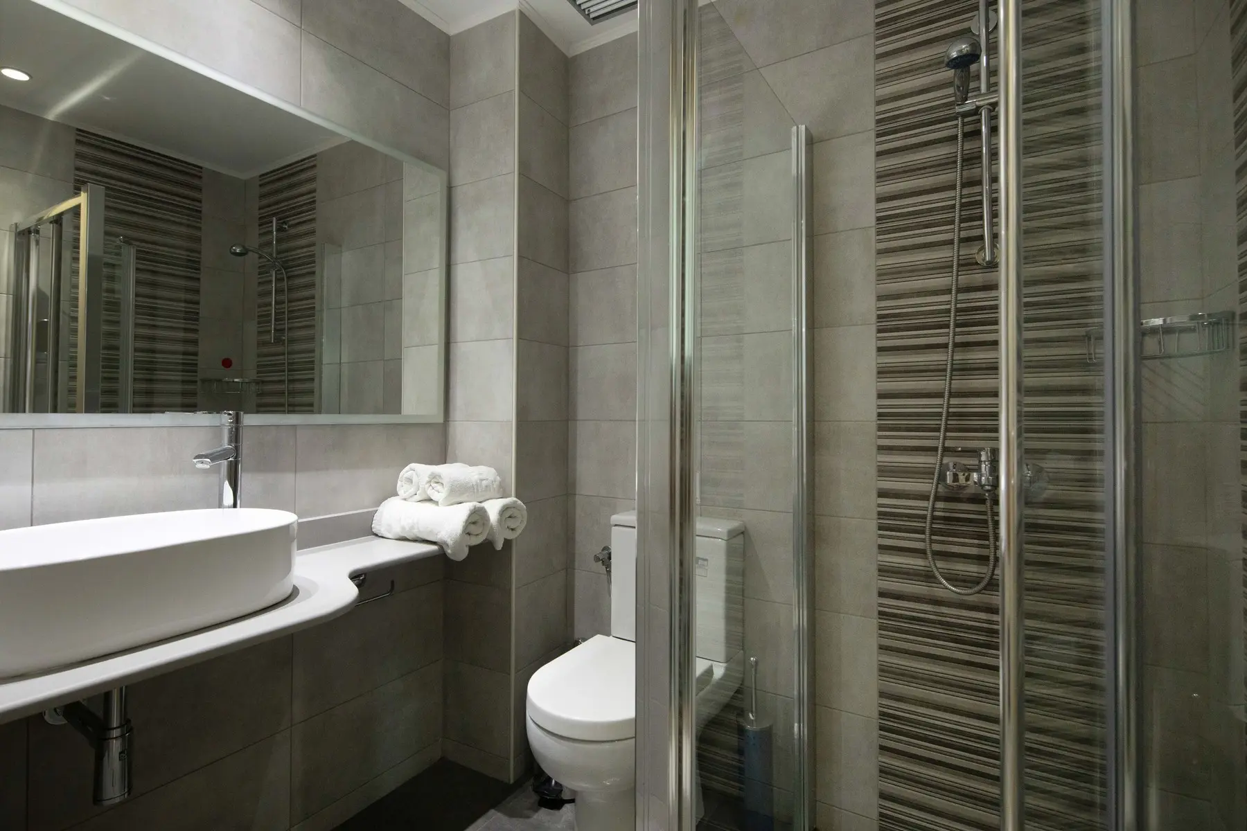 Rossis Hotel — ROSSIS HOTEL