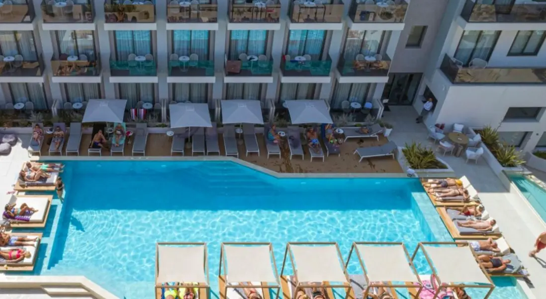 Basen w hotelu Samian Mare Hotel Suites & Spa