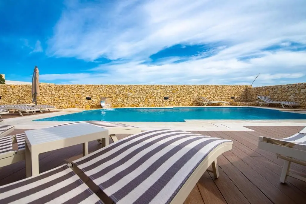 Santa Lucia Boutique Hotel — SANTA LUCIA BOUTIQUE HOTEL