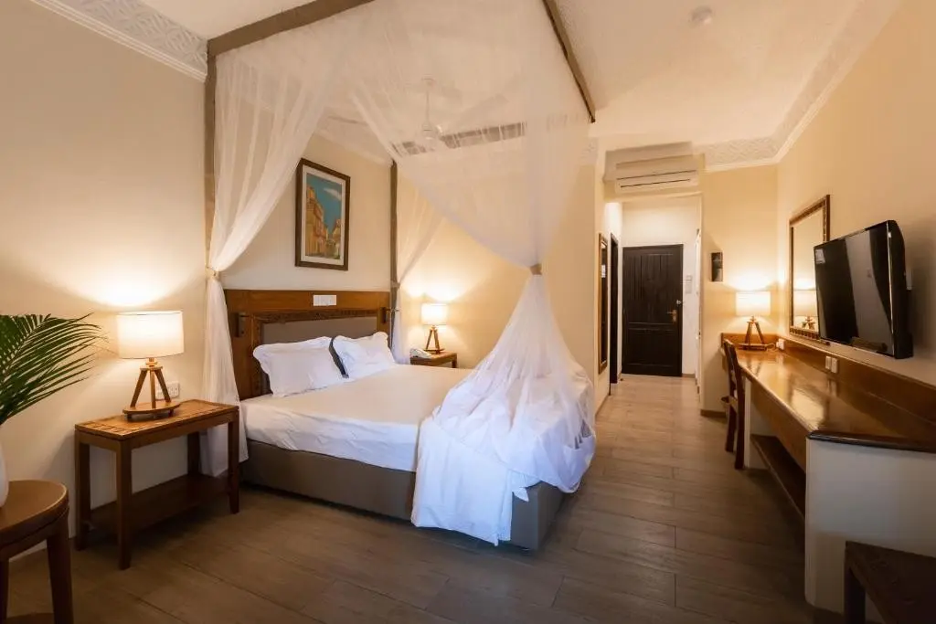 Severin Sea Lodge — SEVERIN SEA LODGE