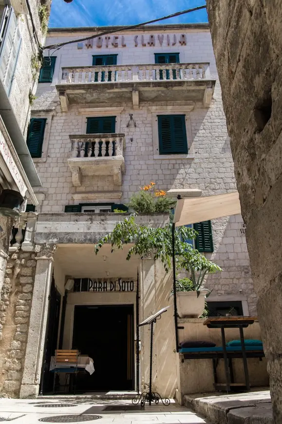 Hotel Slavija Culture Heritage Hotel