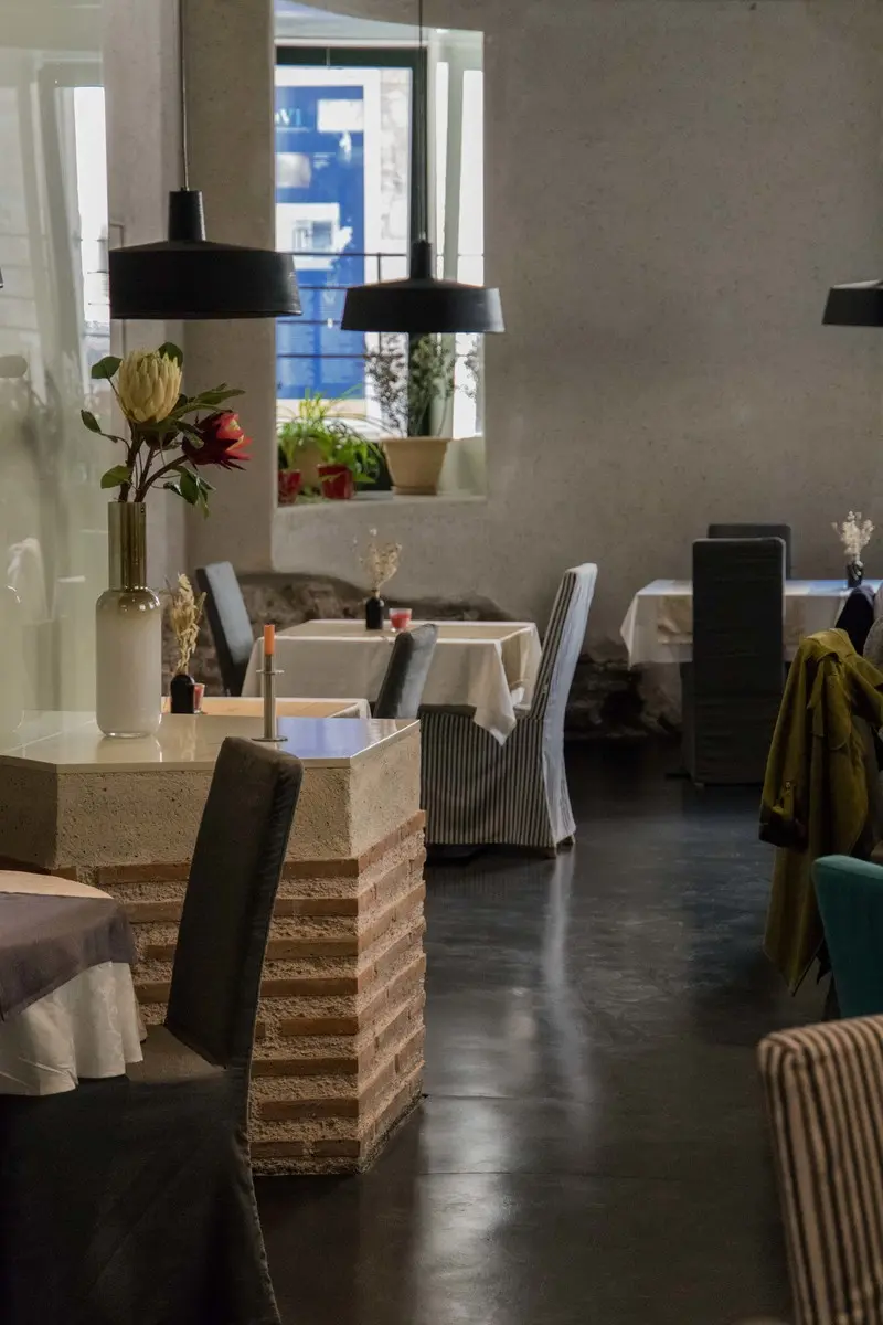 Restauracja i jedzenie w hotelu Slavija Culture Heritage Hotel