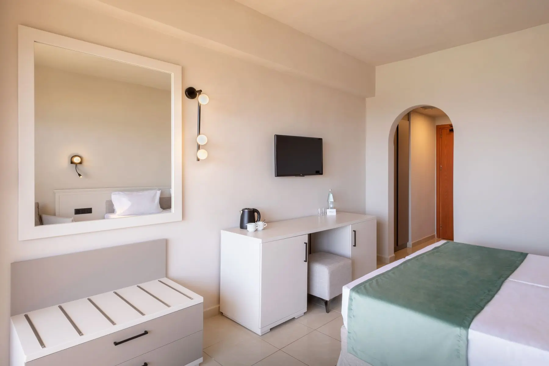 Sol Cosmopolitan Rhodes — SOL COSMOPOLITAN RHODES