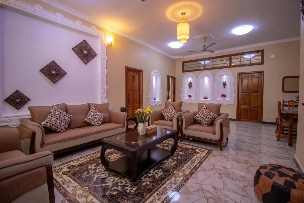 Sunny Palms Beach Bungalows — SUNNY PALMS BEACH BUNGALOWS