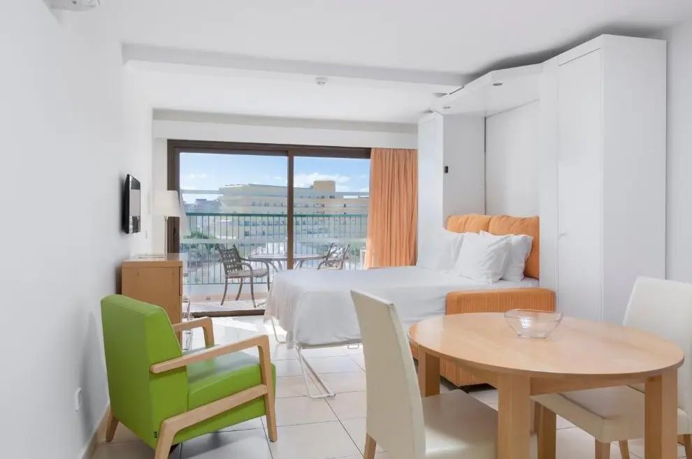 Sunset Harbour Club — SUNSET BAY CLUB