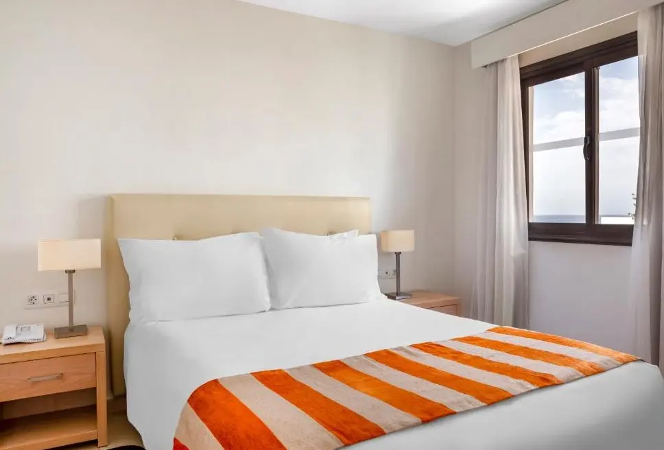 Sunset Harbour Club — SUNSET BAY CLUB