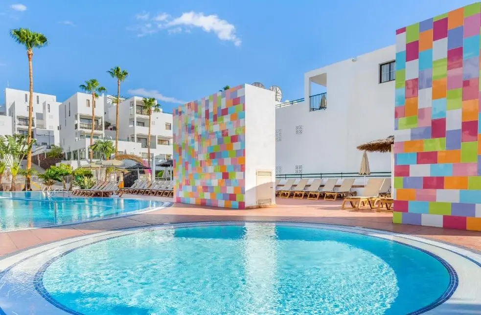 Sunset Harbour Club — SUNSET BAY CLUB