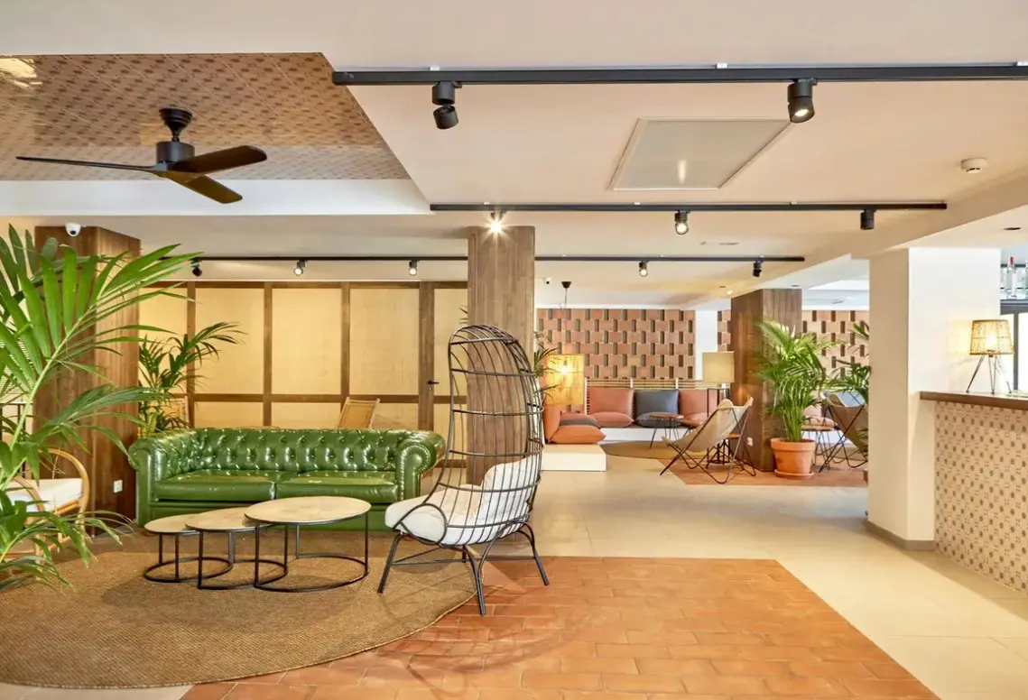 Lobby hotelu Tent Capi Playa