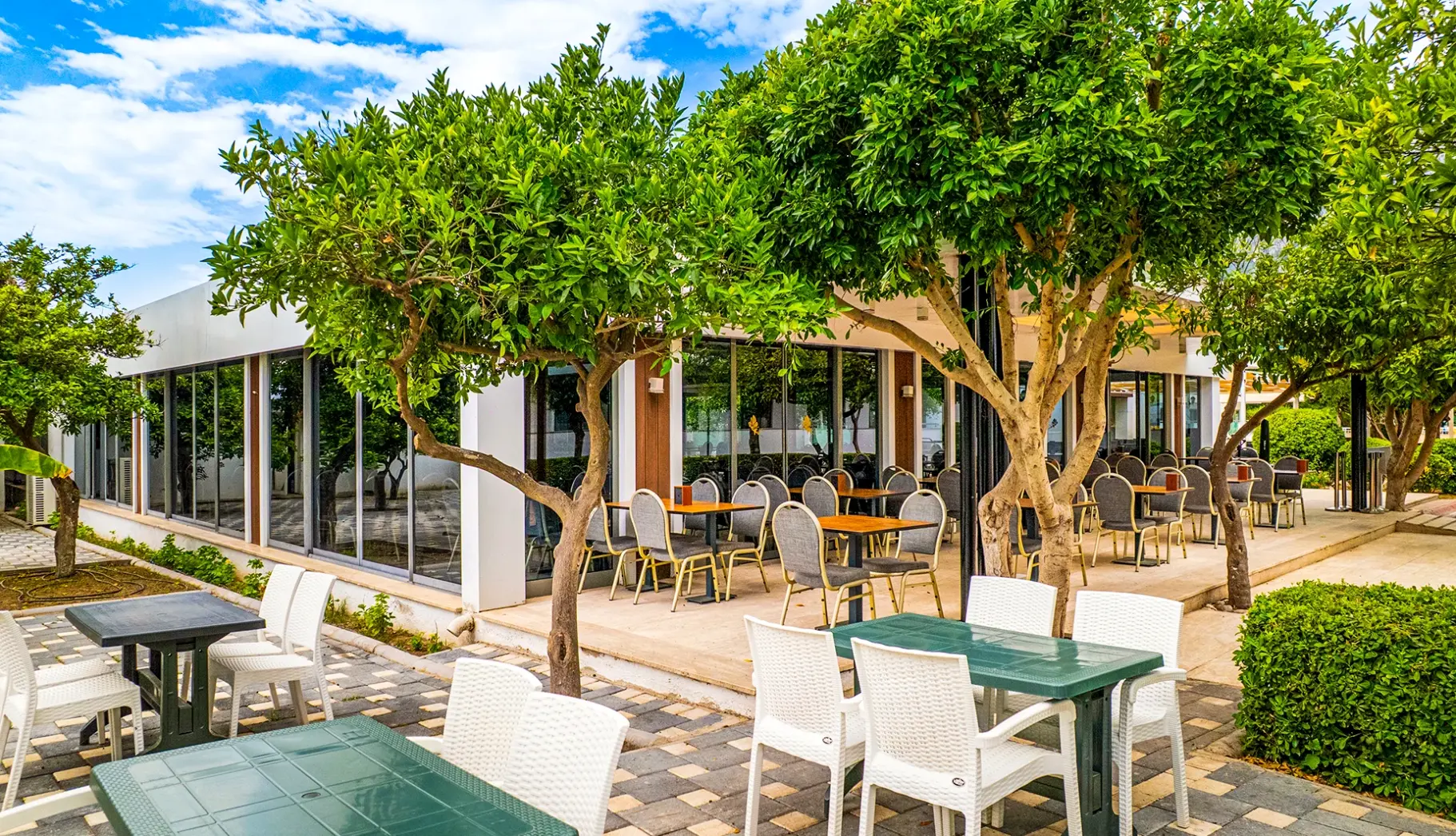 Restauracja i jedzenie w hotelu The Nix Hotel Kemer