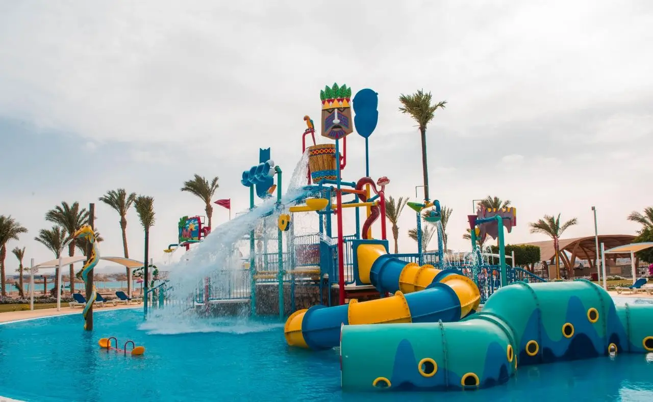 The V Luxury Resort — THE V LUXURY RESORT