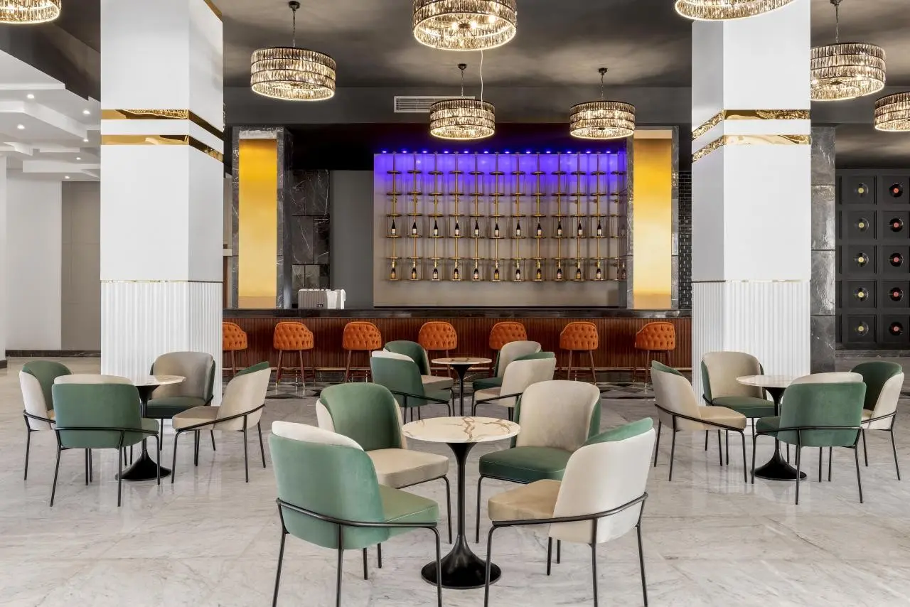 The V Luxury Resort — THE V LUXURY RESORT