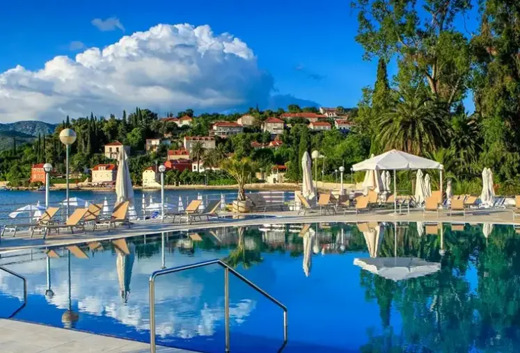 Basen w hotelu TUI Blue Kalamota Island Resort