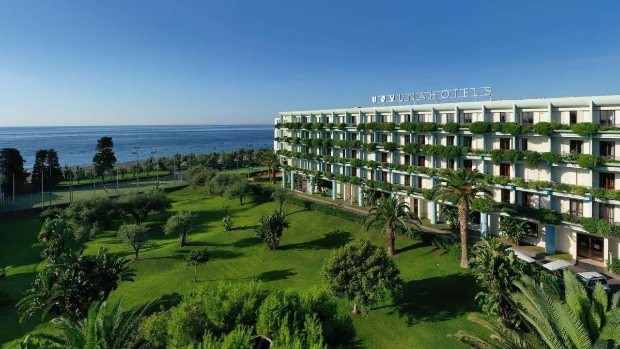 Obiekt hotelu Unahotels Naxos Beach