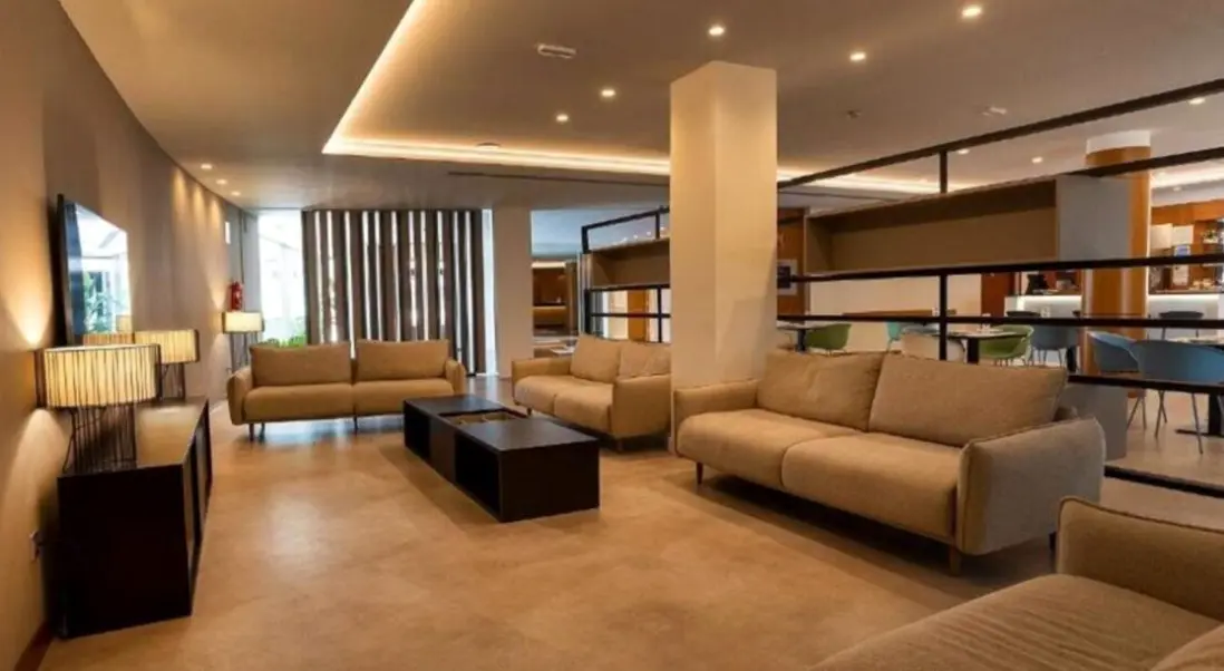 Lobby hotelu Vertice Indalo  Almeria