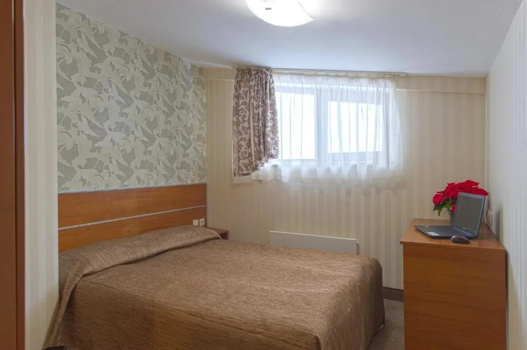 Vihren Royal Palace — VIHREN ROYAL PALACE