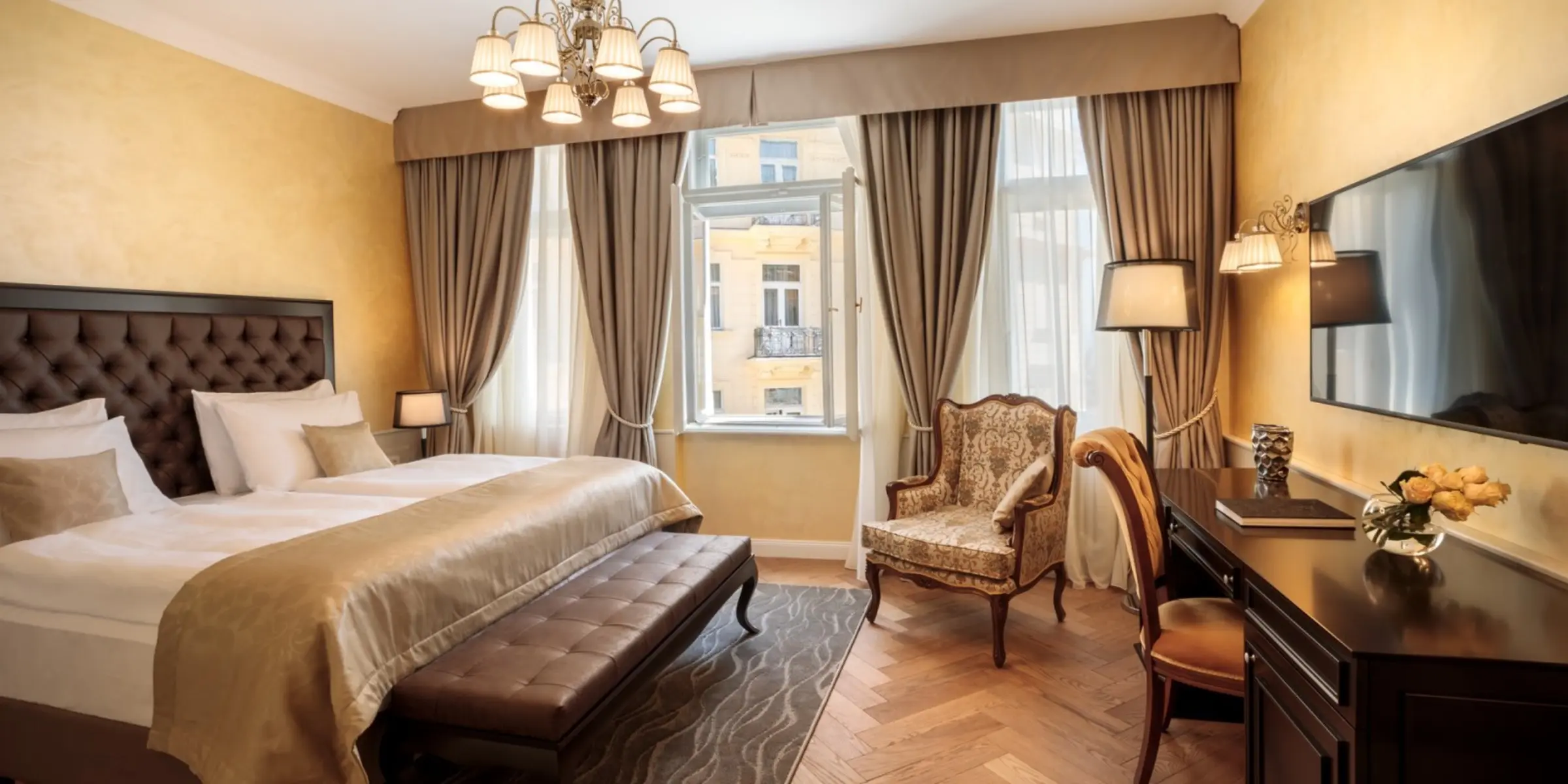 Villa Abbazia — VILLA ABBAZIA