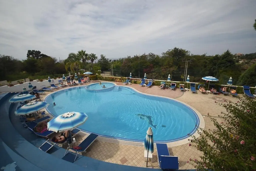 Hotel Villaggio Pineta Petto Bianco