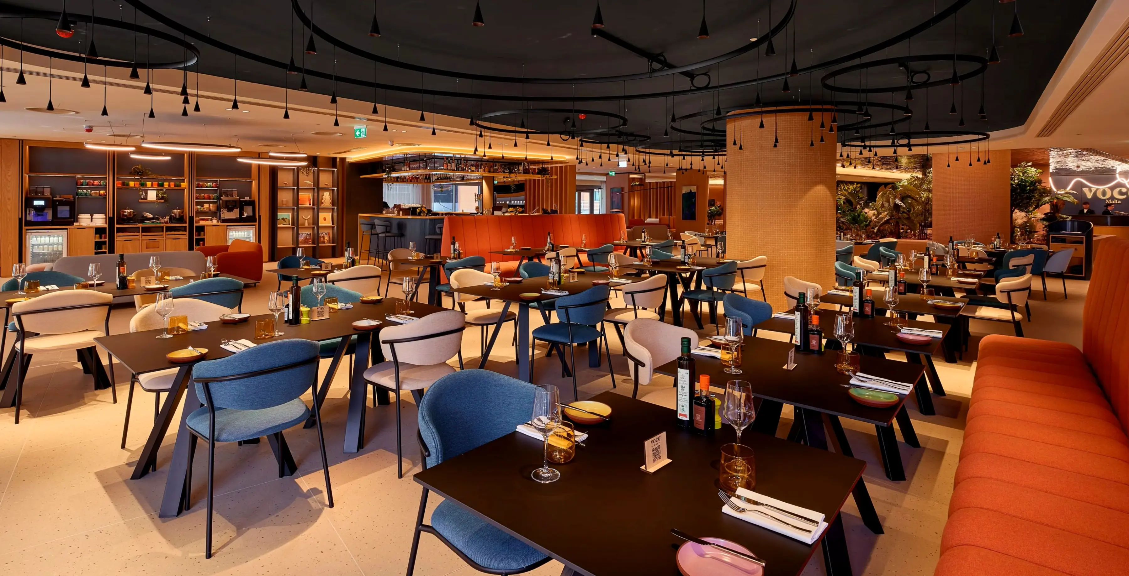 Restauracja i jedzenie w hotelu voco Malta By IHG