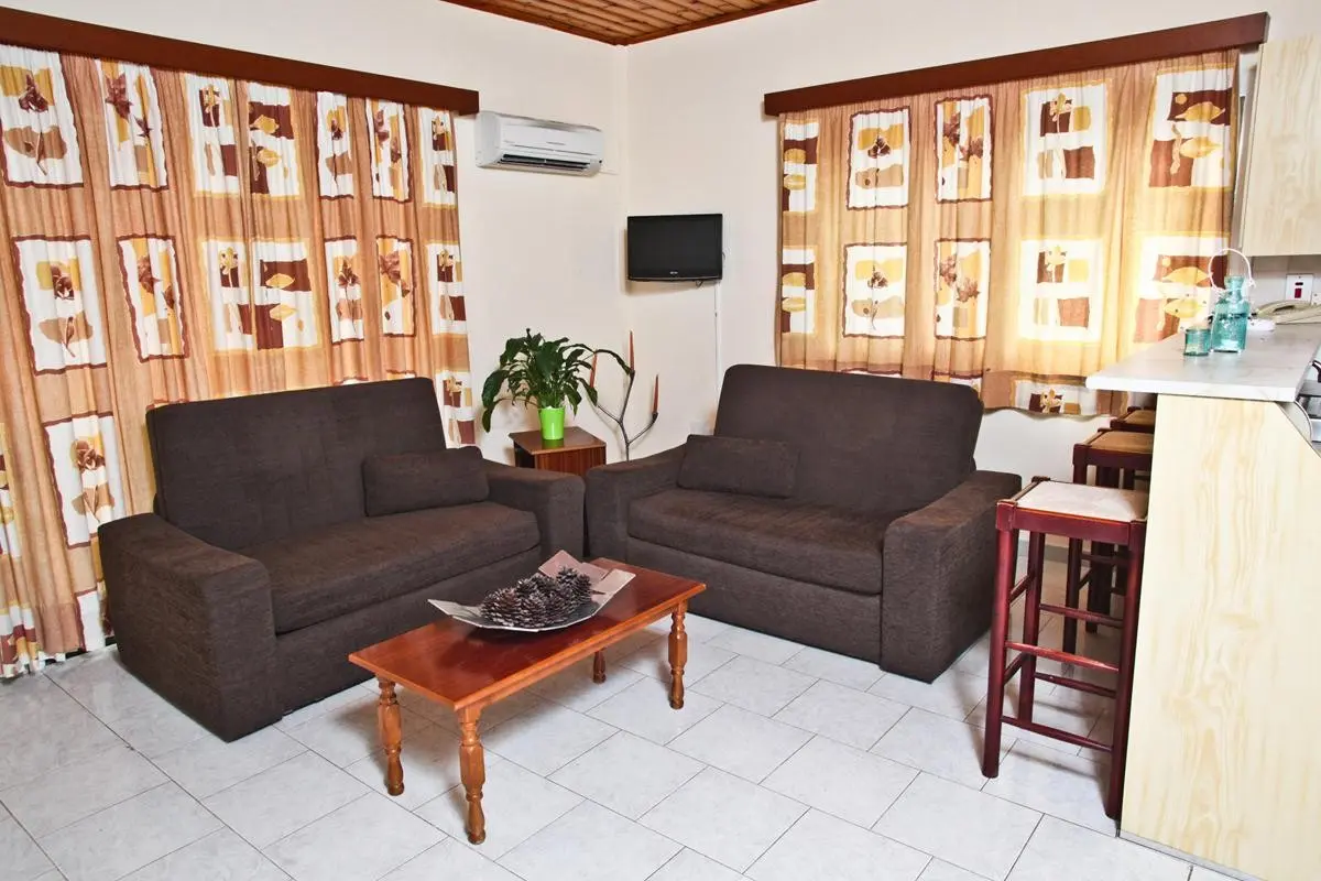 Windmills Hotel Apts — WINDMILLS HOTEL APTS