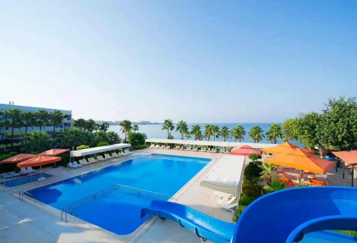 Basen w hotelu Yalihan Aspendos