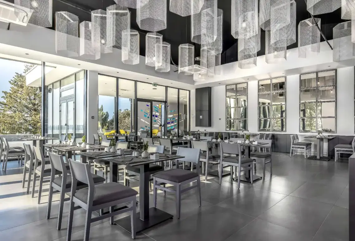 Restauracja i jedzenie w hotelu Ad Turres