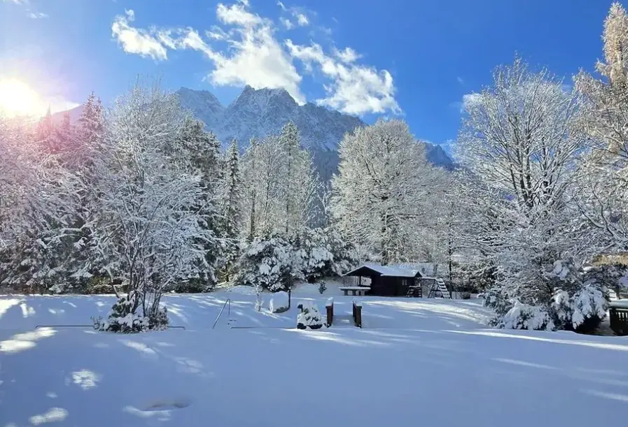 Widok z hotelu Alpenhof Grainau