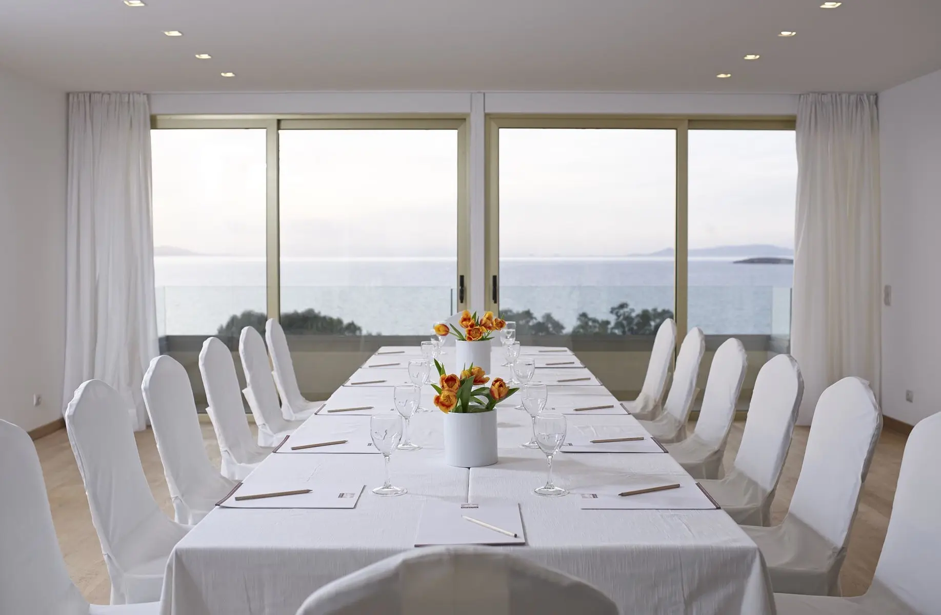 Restauracja i jedzenie w hotelu Amarilia