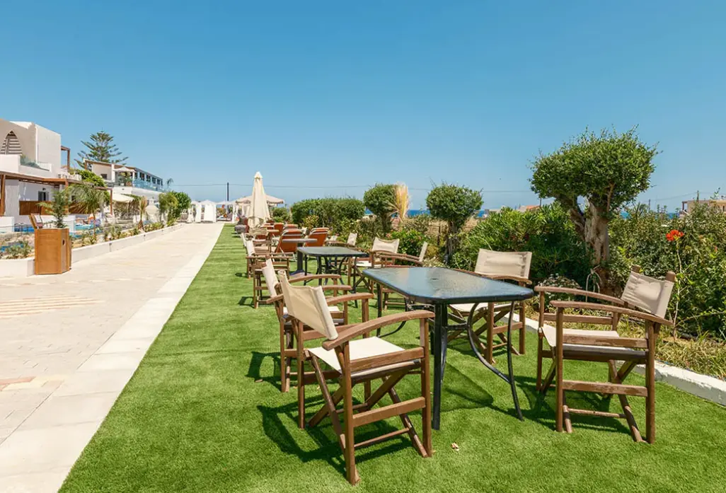 Restauracja i jedzenie w hotelu Amnissos Residence (ex. Bomo Amnissos Residence)