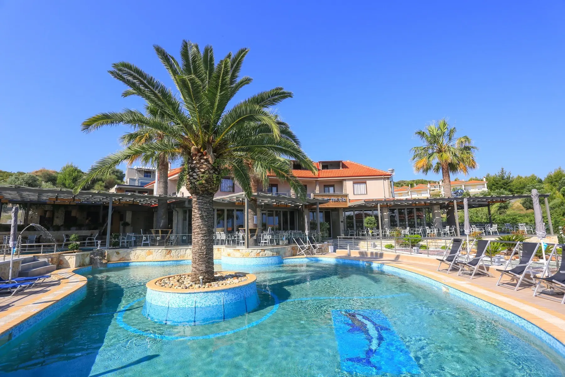 Basen w hotelu Anna Maria Paradise
