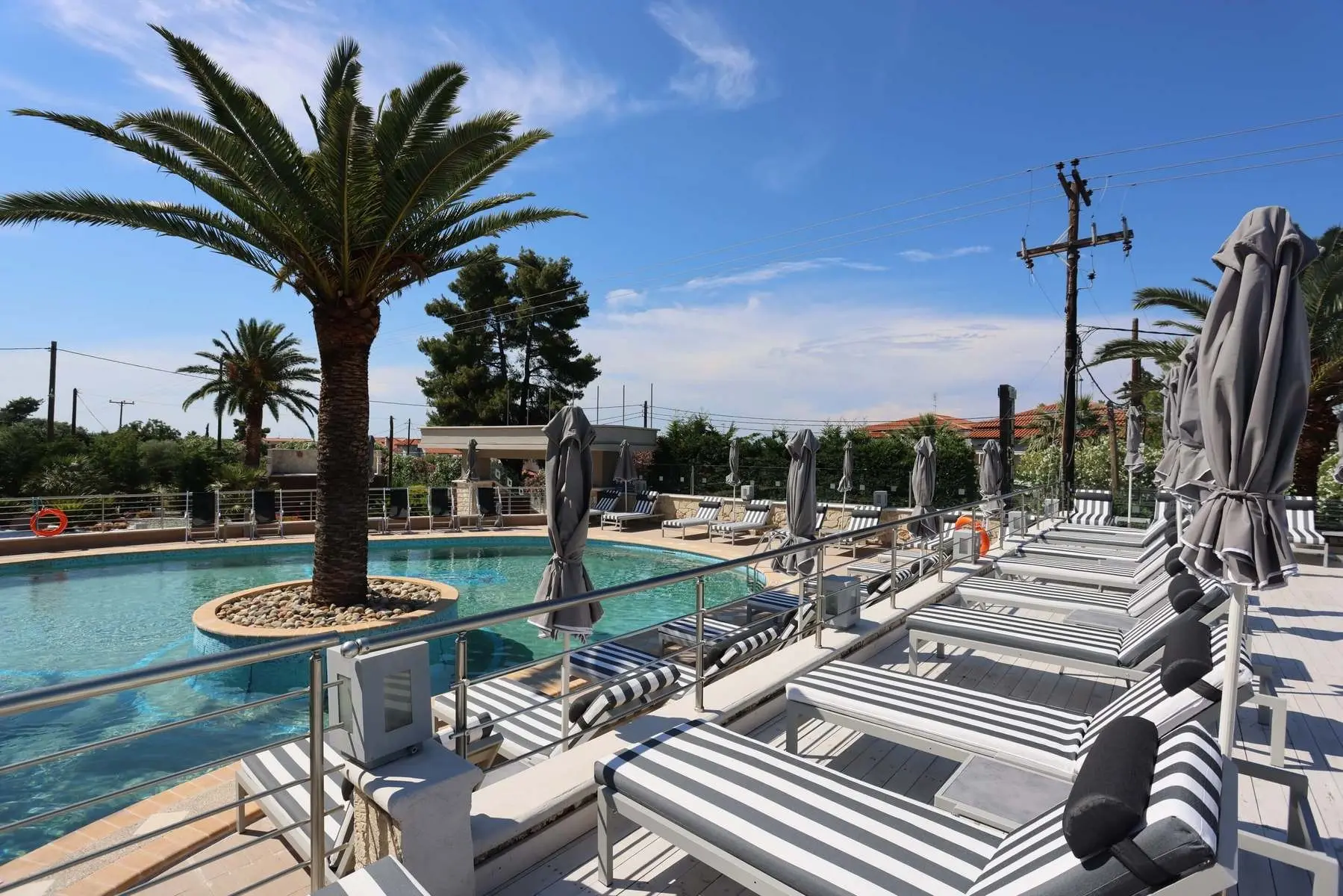 Basen w hotelu Anna Maria Paradise
