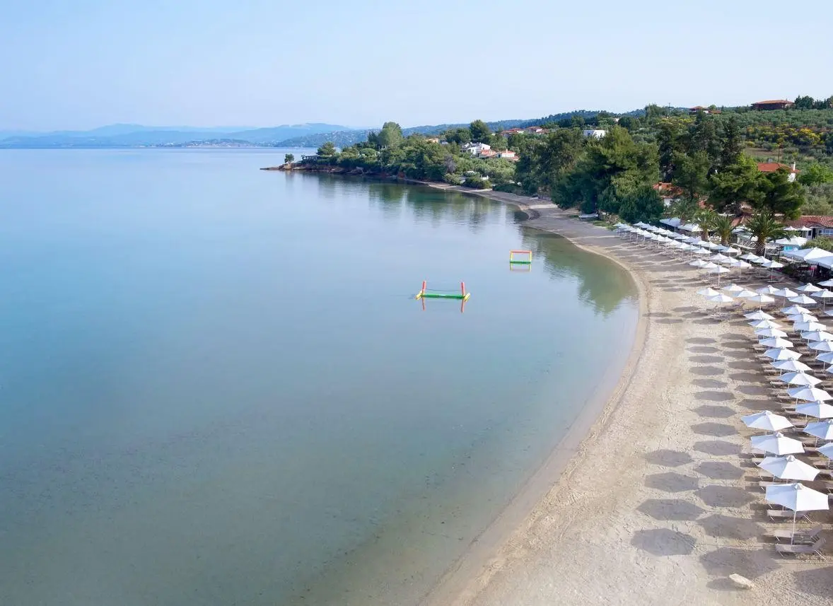 Plaża przy hotelu Anthemus Sea Beach Hotel And Spa