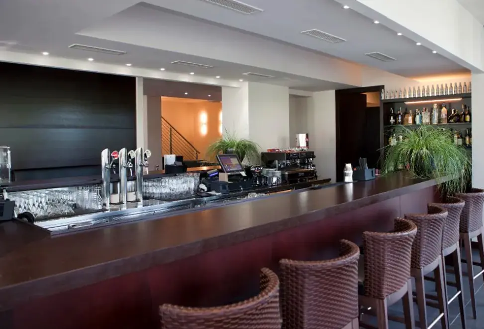 Restauracja i jedzenie w hotelu Aqualux Spa Suite & Terme