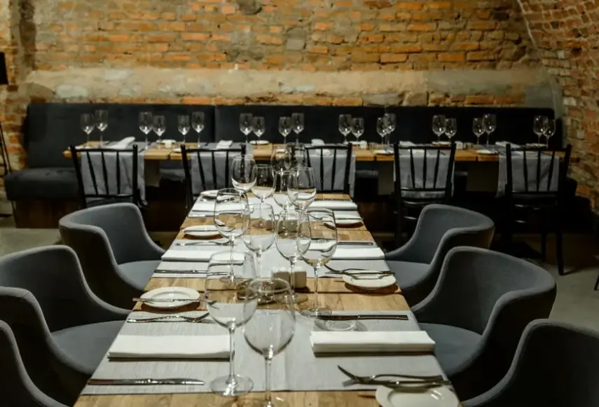 Restauracja i jedzenie w hotelu Arche Zamek Janów Podlaski