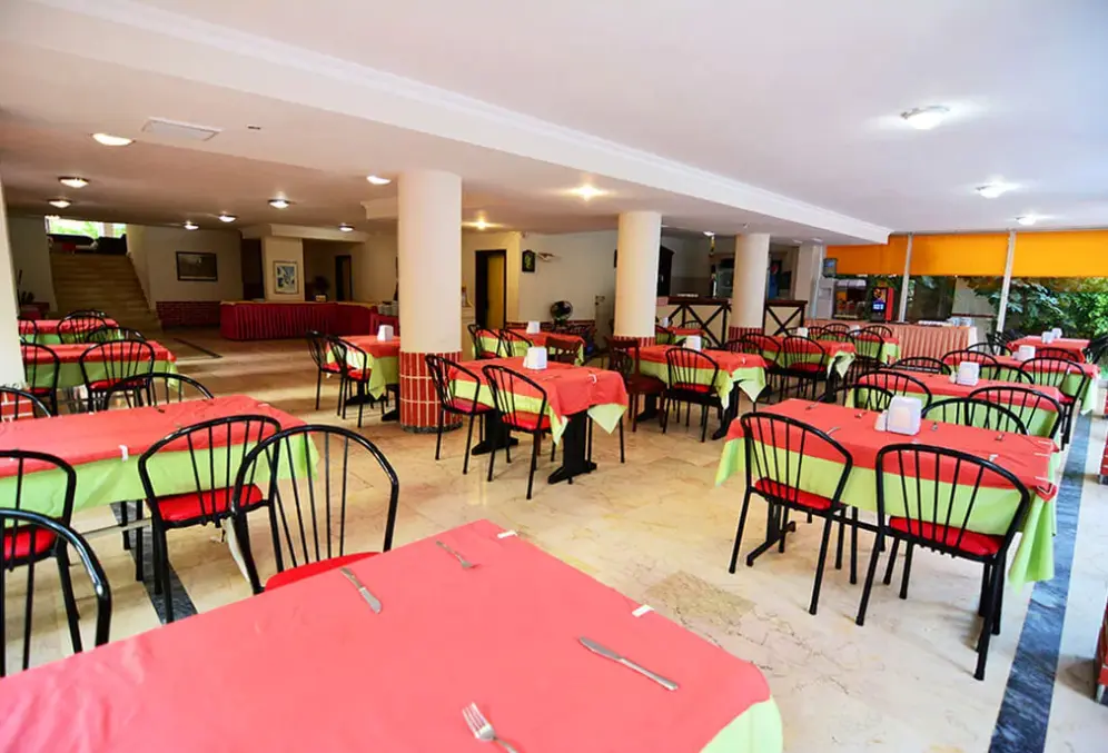 Restauracja i jedzenie w hotelu Arsi Sweet Suite