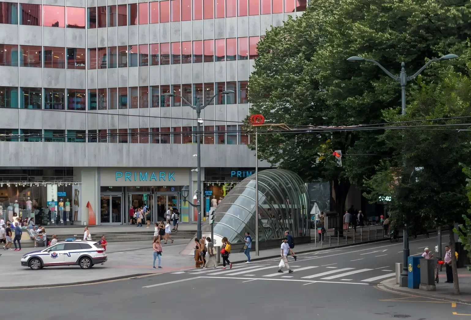 Obiekt hotelu B48 Bilbao Abando Serviced Apartments