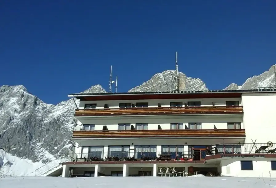 Hotel Berghotel Dachstein (Ramsau am Dachstein) w Austria (Styria) - oferta last minute