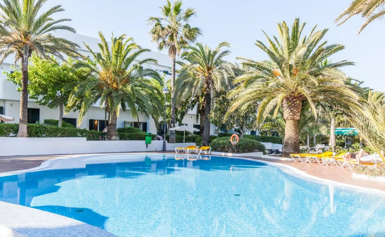 Basen w hotelu Blue Sea Club Martha’S