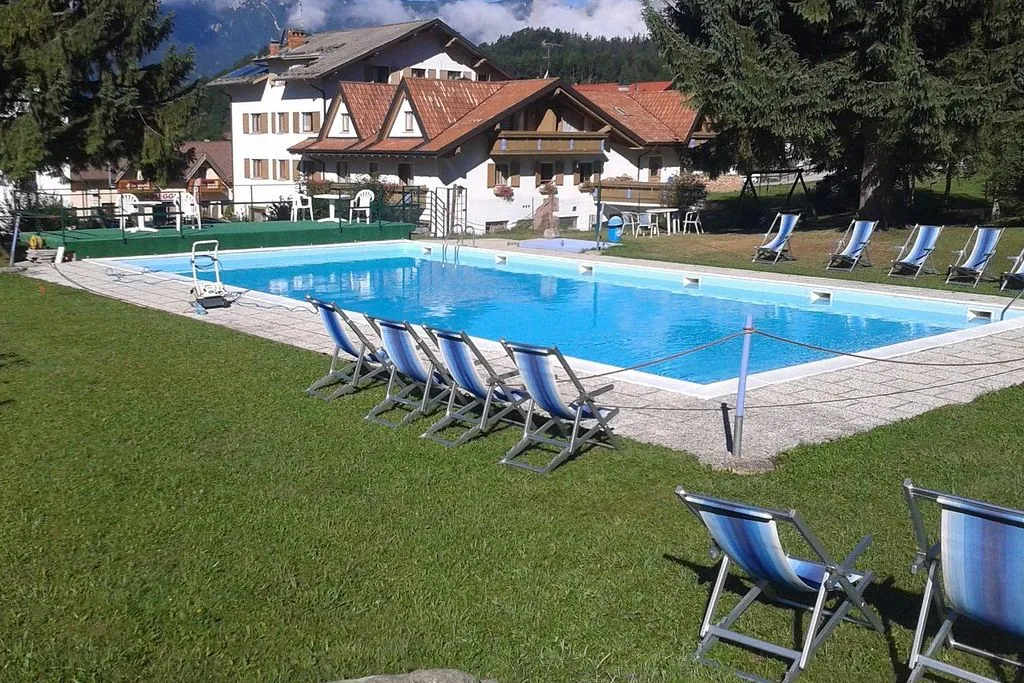 Hotel Caminetto Mountain Resort