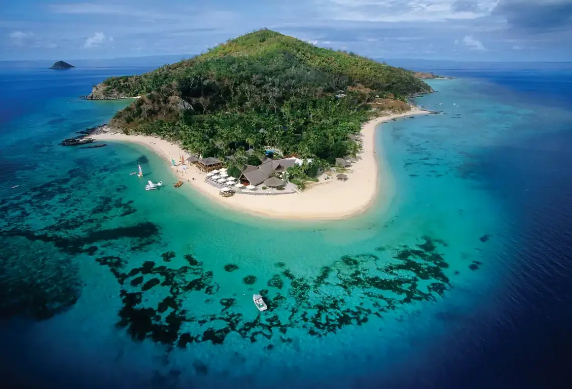 Plaża przy hotelu Castaway Island Fiji
